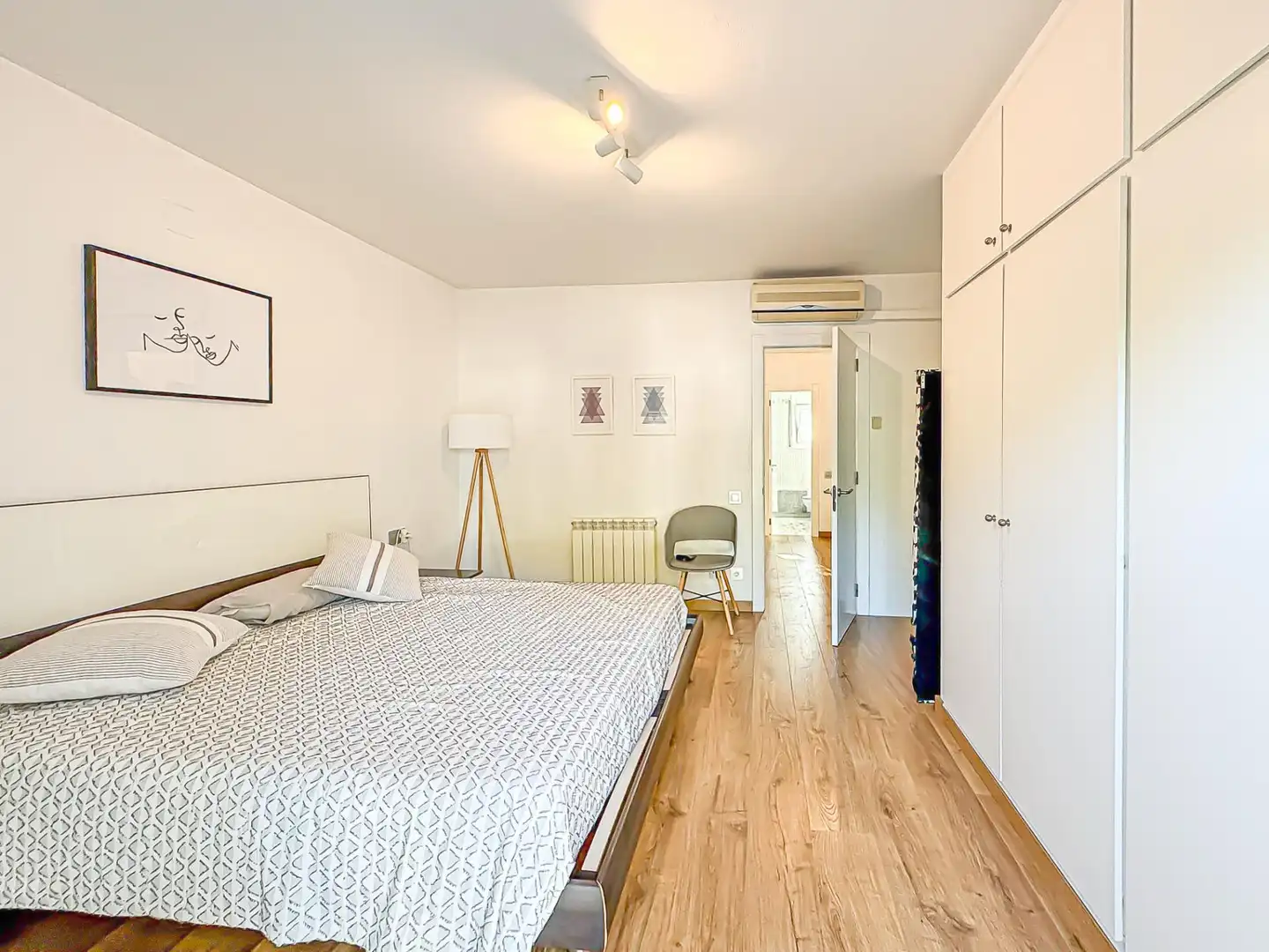 Dormitori de Casa o xalet en venda en Sant Pere de Ribes amb Aire condicionat, Calefacció i Jardí privat