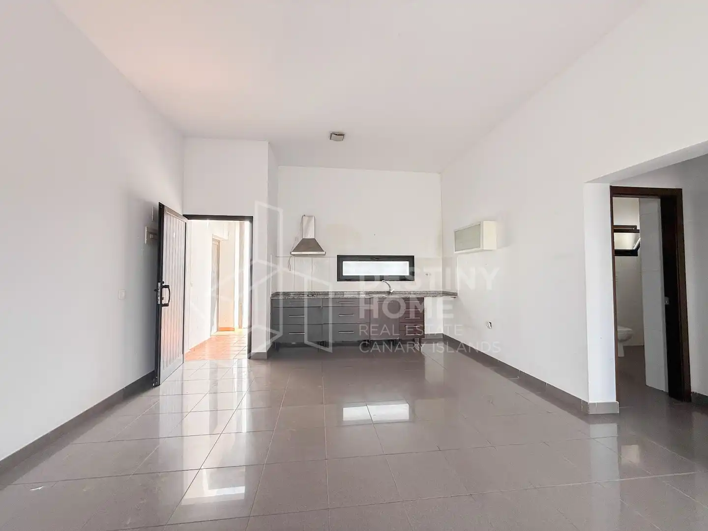 Villa con giardino in vendita a Majanicho, imagen 13