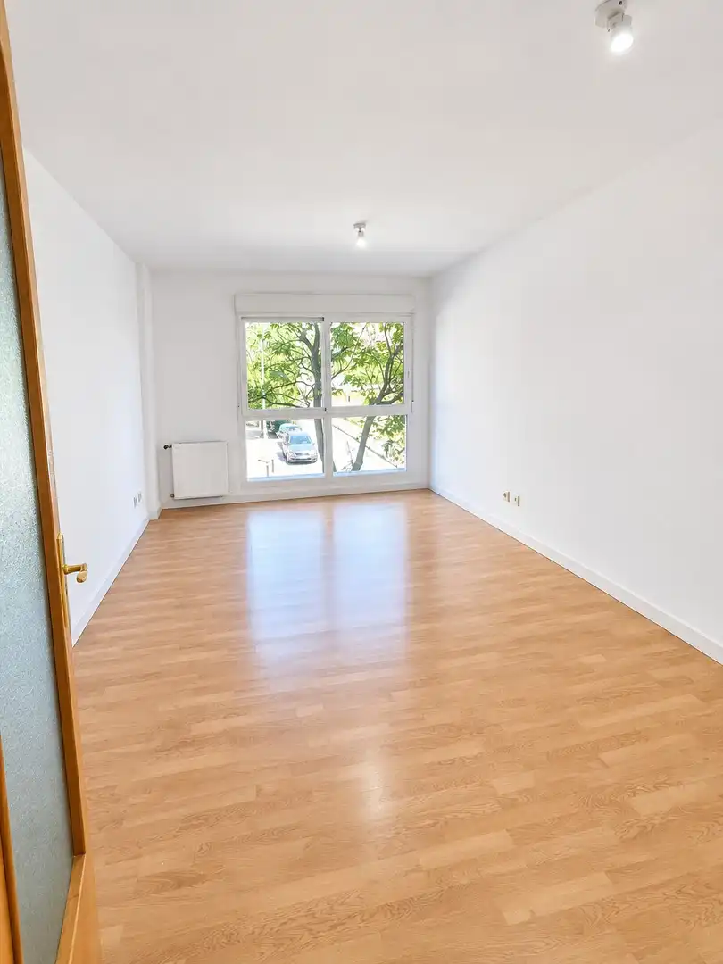 Flat with lift for sale in Copernico 12, imagen 3
