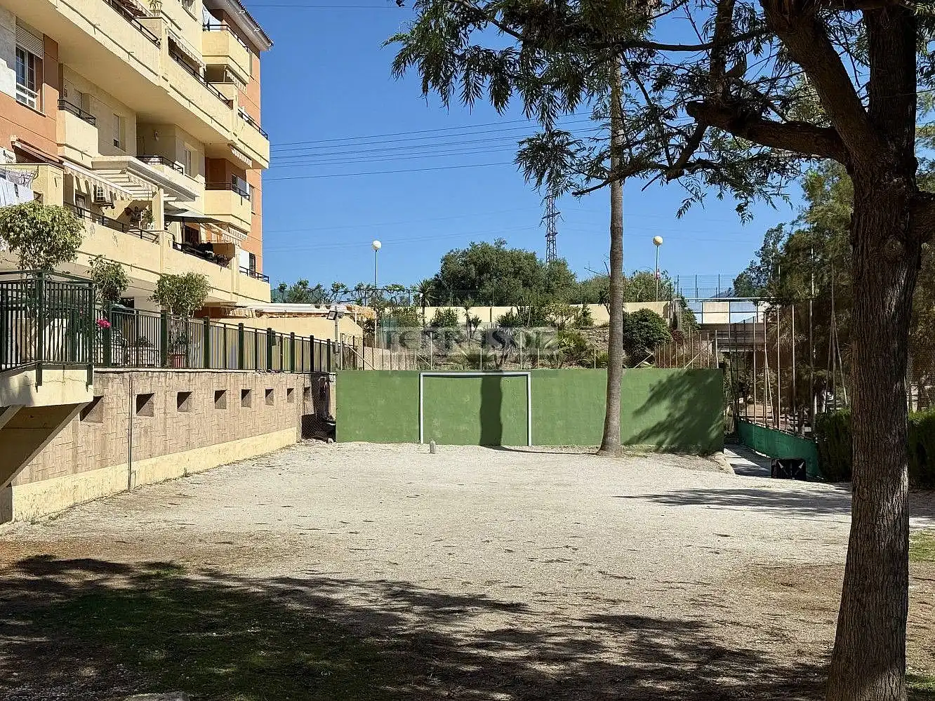 Aparcament de Apartament en venda en Vélez-Málaga amb Jardí privat, Terrassa i Traster