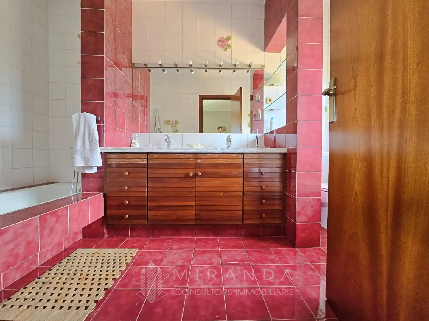 Bathroom of Houses for sale in Canovelles  with Air Conditioner, Heating and Private garden