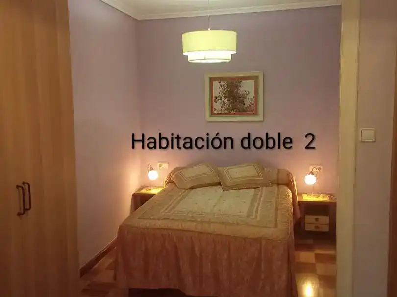 Habitación de Piso de alquiler en Vitoria - Gasteiz con Amueblado y Balcón