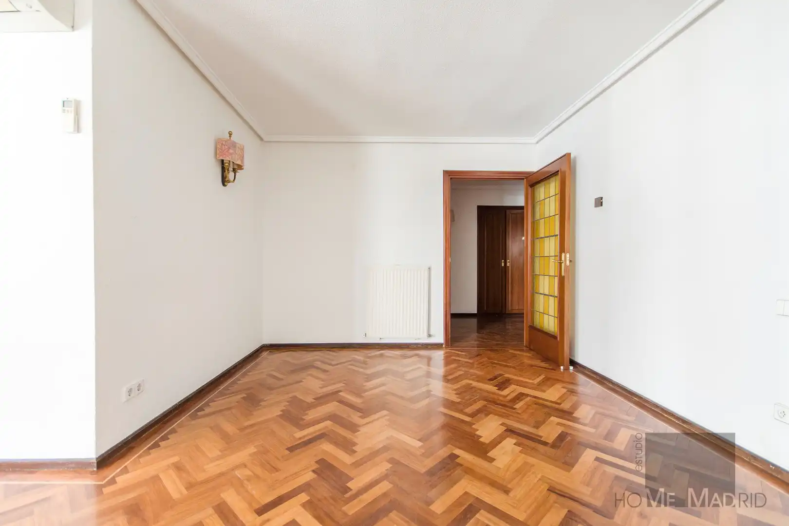 Bedroom of Flat for sale in Madrid  with Air Conditioner, Heating and Parquet flooring