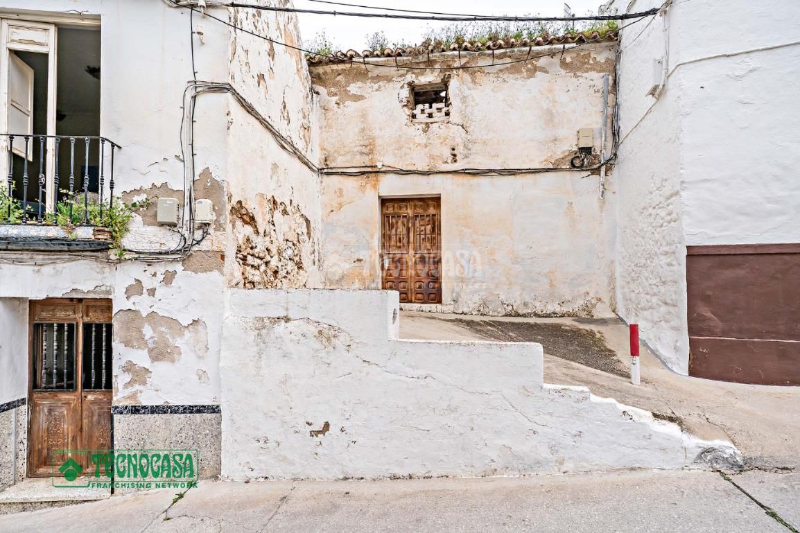 Vista exterior de Casa adosada en venta en Coín