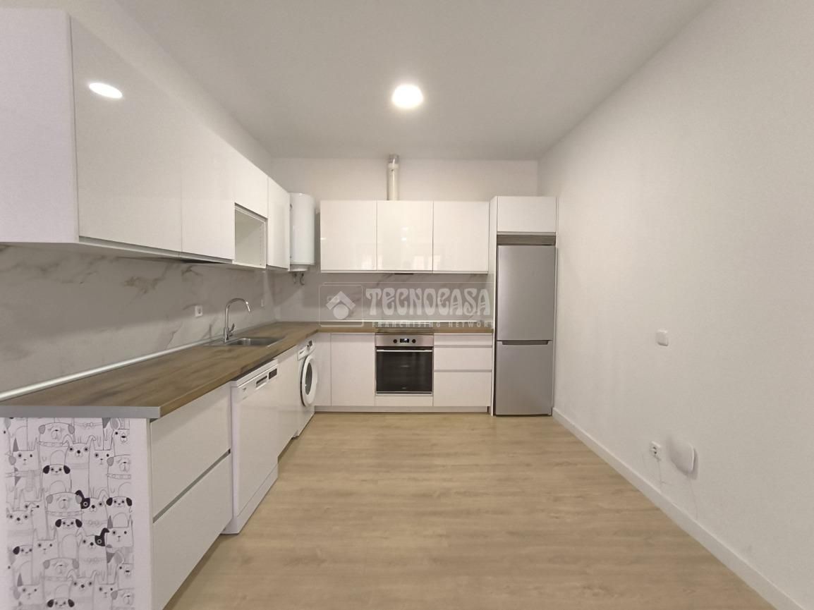 Kitchen of Flat for sale in Alcalá de Henares  with Air Conditioner, Heating and Terrace