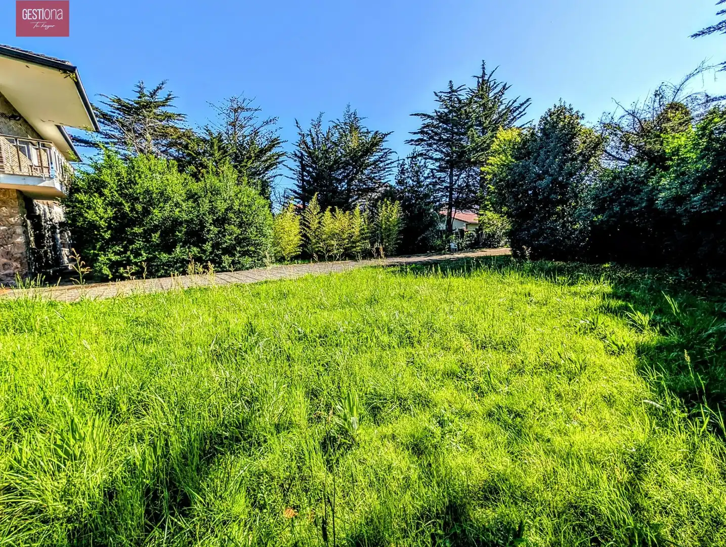 Country homes for sale in Noja  with Private garden, Terrace and Balcony