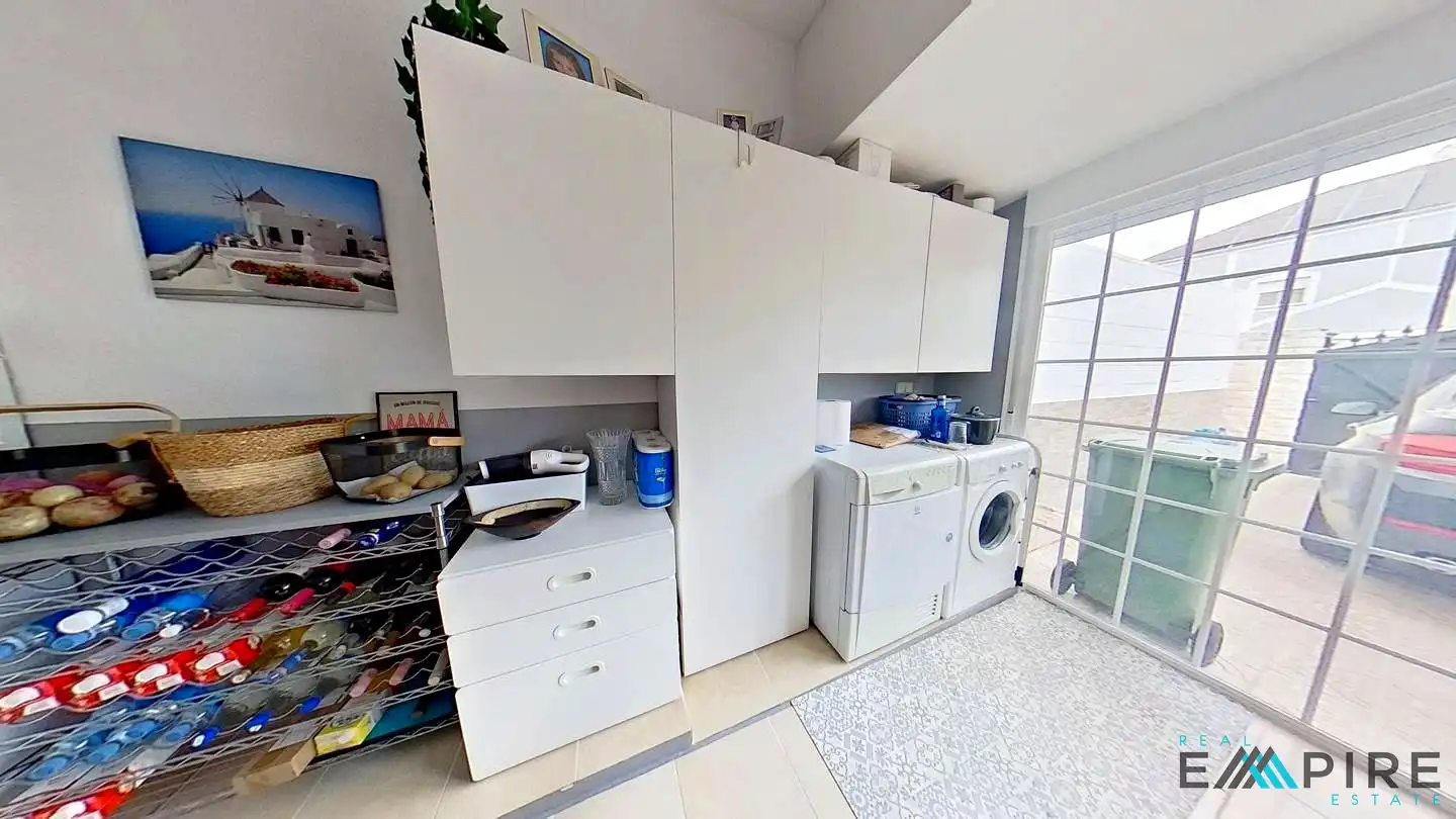 Semi-detached house with pool for sale in Ugena, imagen 36