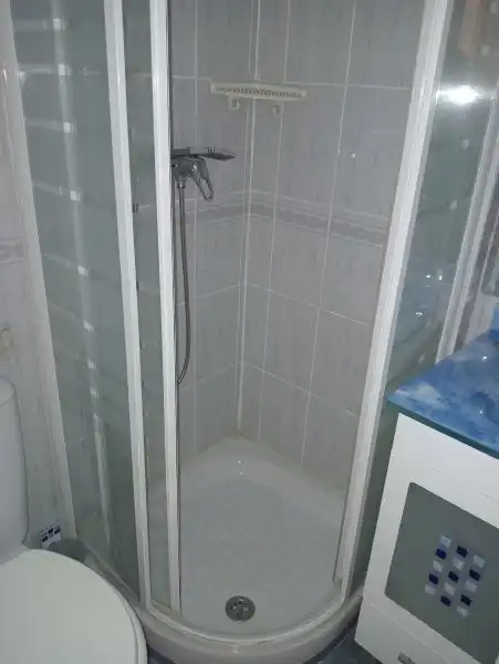 Bathroom of Flat for sale in Madrid  with Storage room
