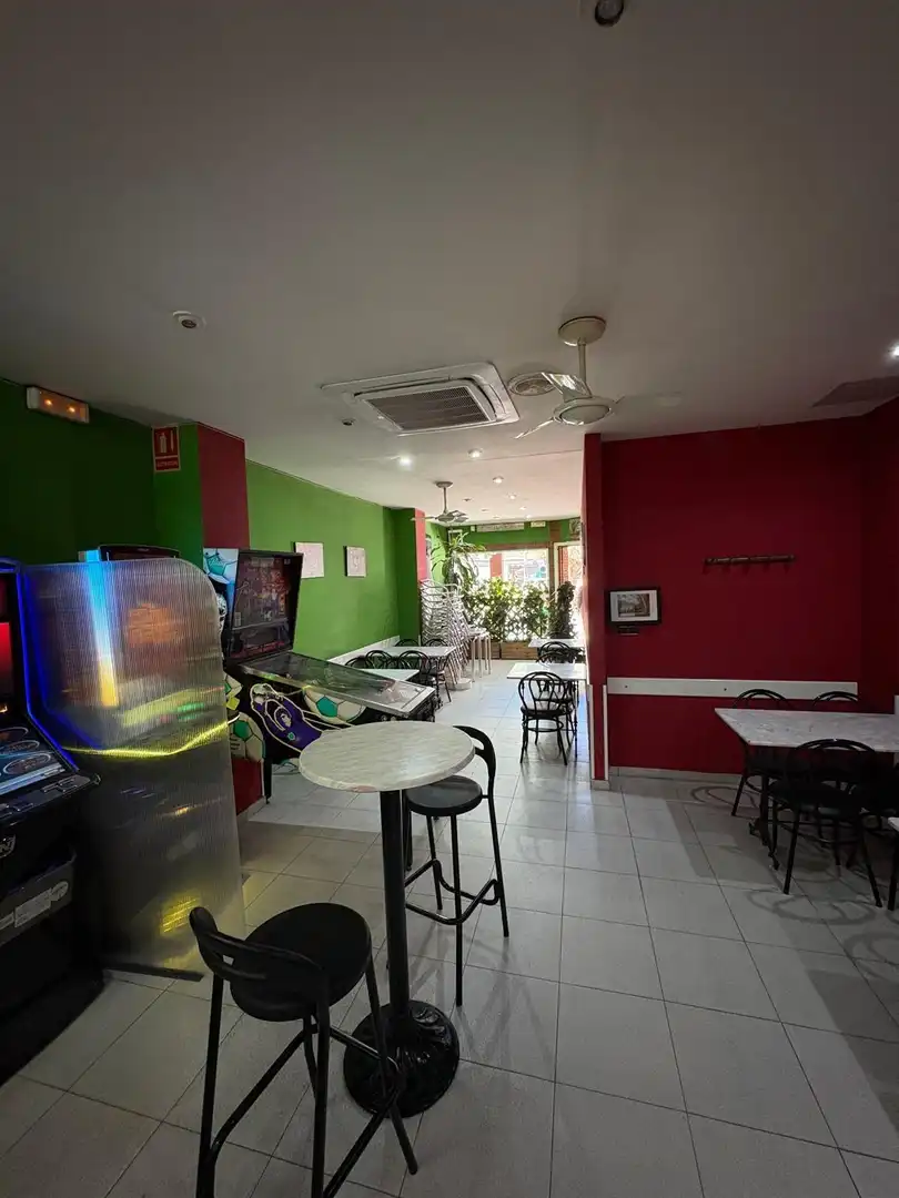 Local comercial en traspaso en Carrer BANYS, DELS, imagen 6