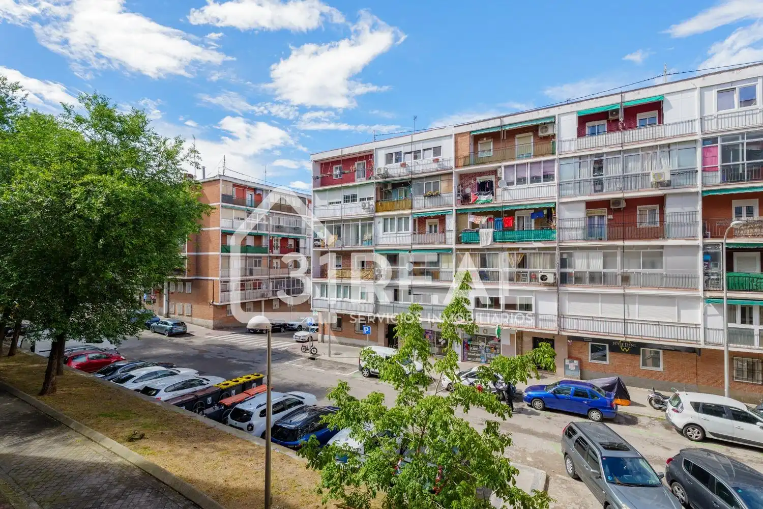 Vista exterior de Piso en venta en Madrid con Calefacción y Terraza