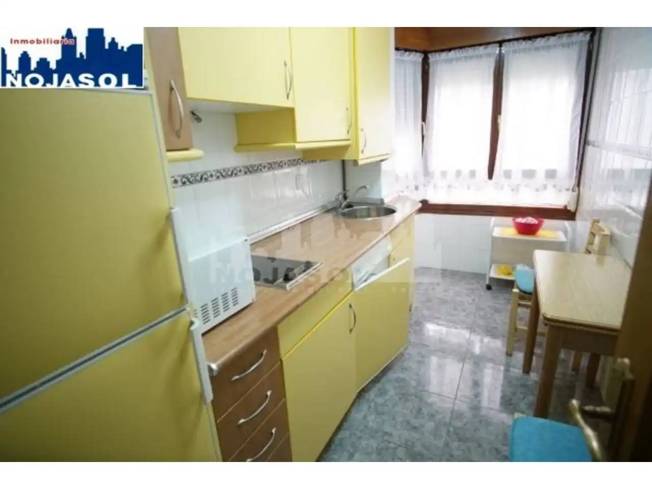 Cocina de Apartamento de alquiler en Noja con Calefacción, Terraza y Amueblado