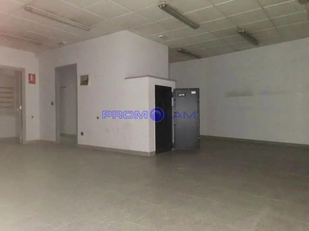 Local comercial en venda a Amador De Los Ríos, imagen 4