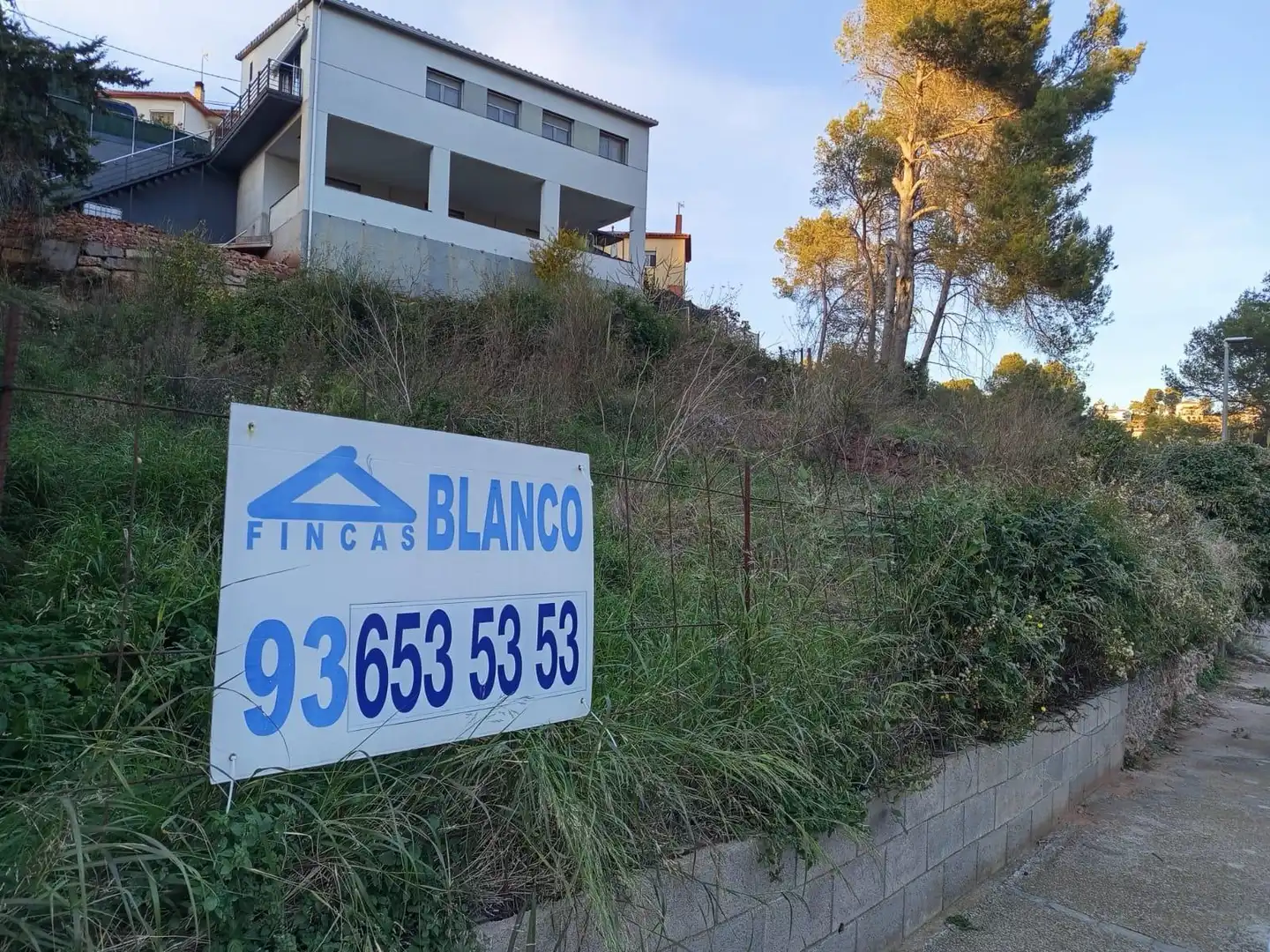 Terreny residencial en venda a Corbera de Llobregat