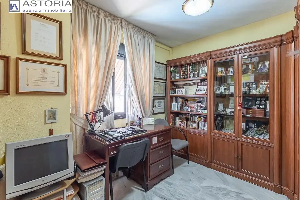 Piso con terraza en venta en Calle Calle Periodista Fernando Gómez de la Cruz, imagen 30