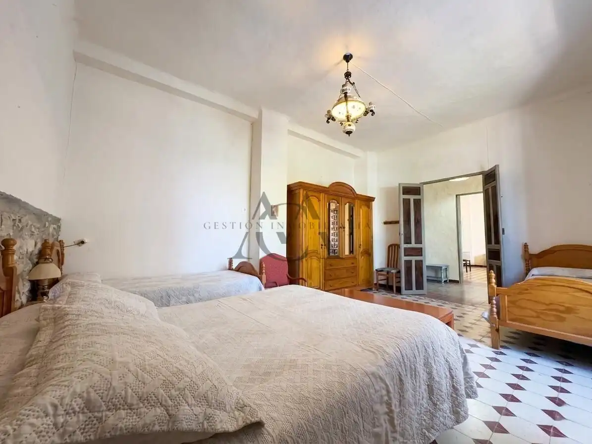 Habitación de Casa o chalet en venta en Lucena