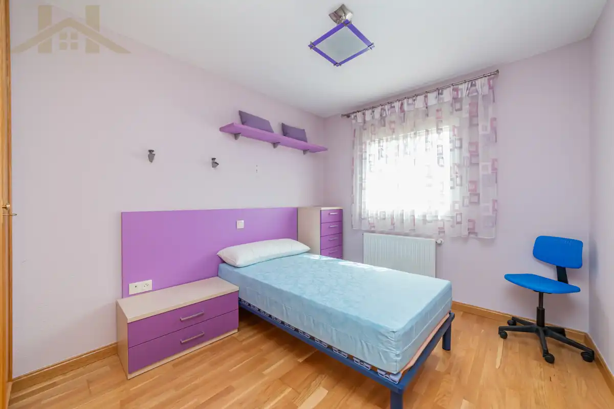 Bedroom of Detached homes for sale in Valdemoro  with Air Conditioner, Heating and Private garden