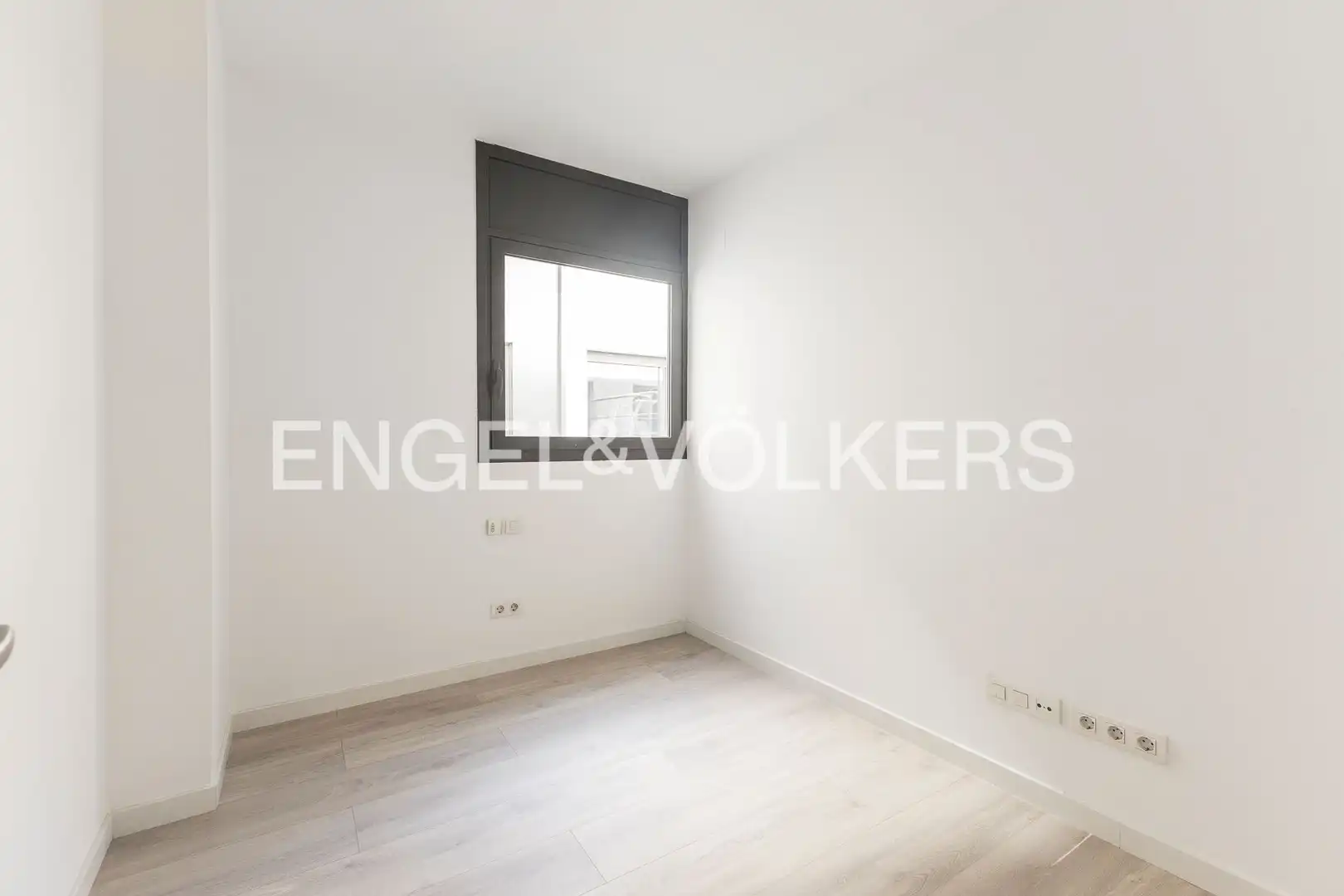 Habitación de Dúplex en venta en Barcelona con Aire acondicionado, Calefacción y Jardín privado