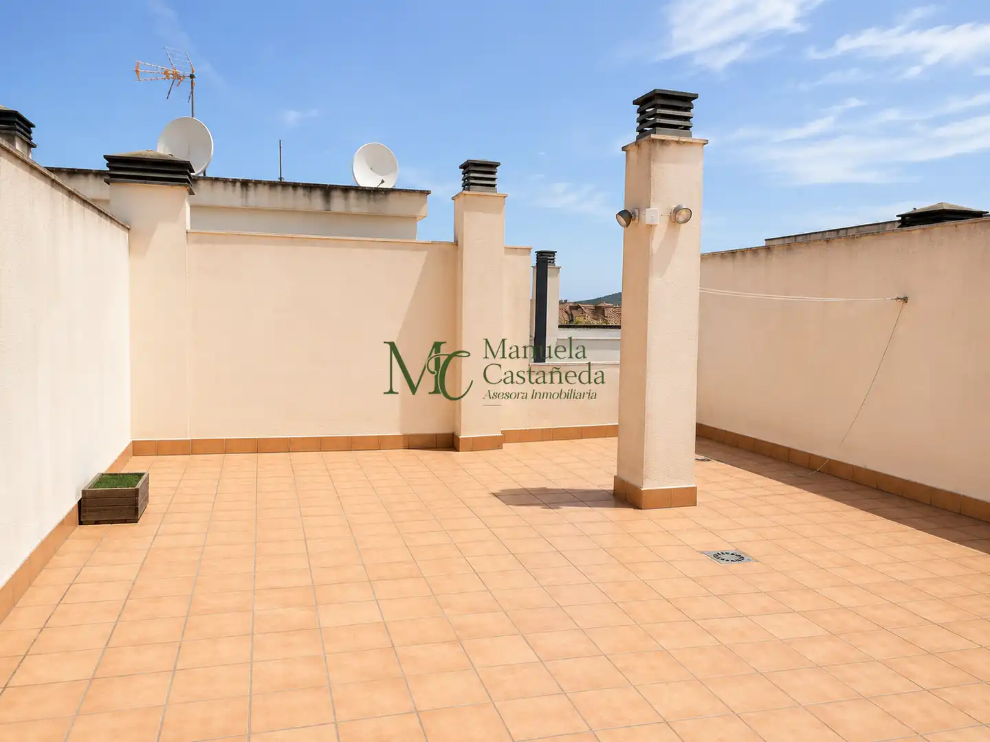 Terrace of Flat for rent in Mérida  with Air Conditioner, Heating and Alarm