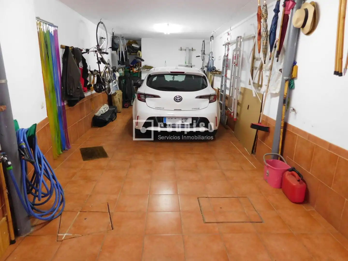 Parking de Casa o chalet en venta en Getafe con Calefacción y Terraza
