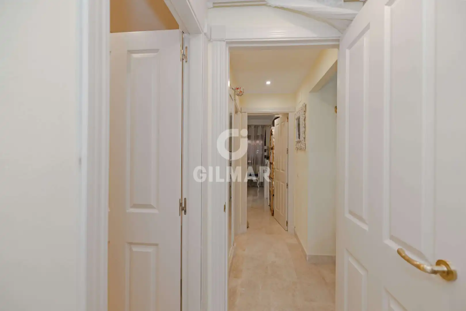 Apartamento en venta en Estepona con Calefacción, Jardín privado y Trastero