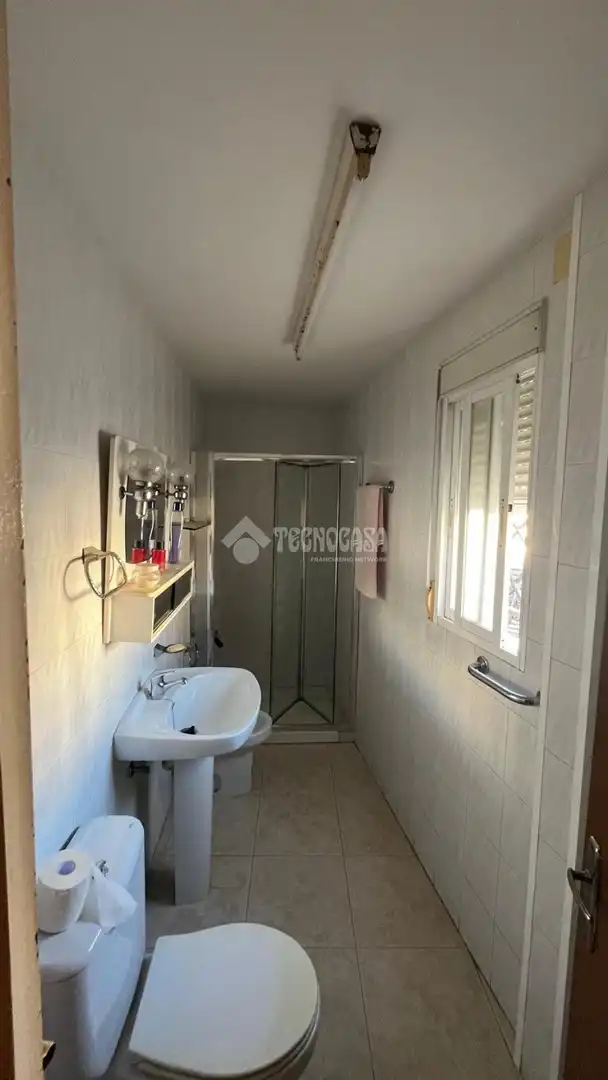 Baño de Casa adosada en venta en Lagartera con Terraza