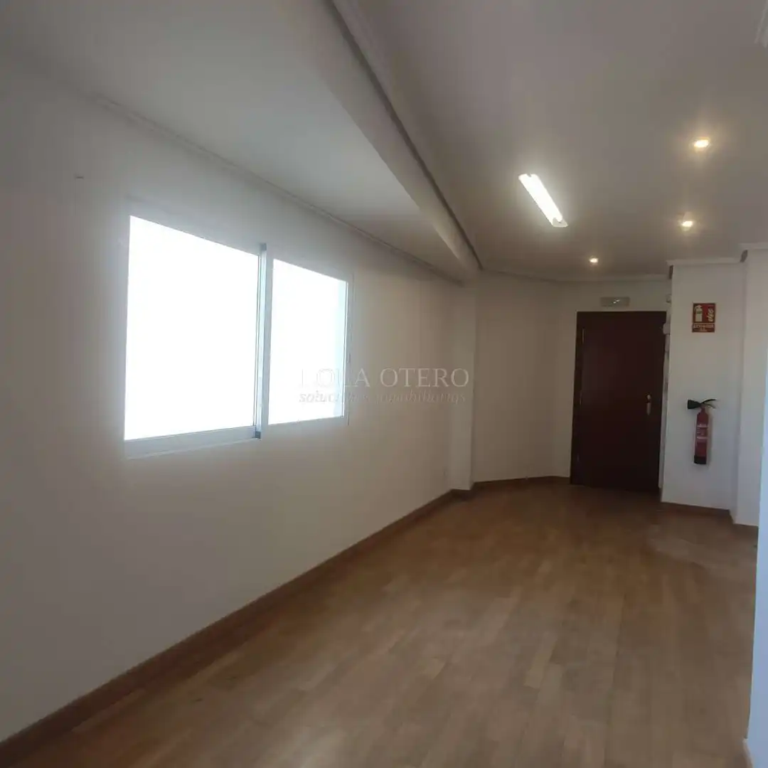 Oficina amb ascensor de lloguer a Ciutat Vella, imagen 10