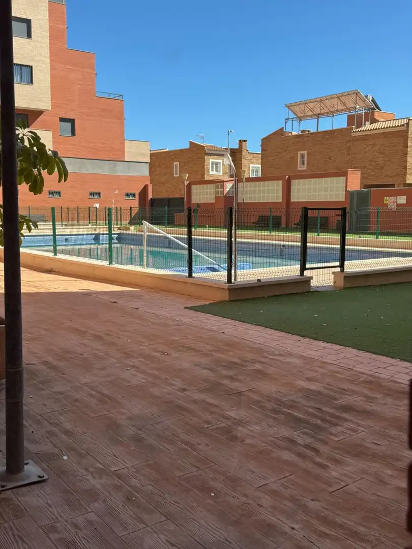 Piscina de Piso en venta en Roquetas de Mar con Aire acondicionado, Calefacción y Terraza