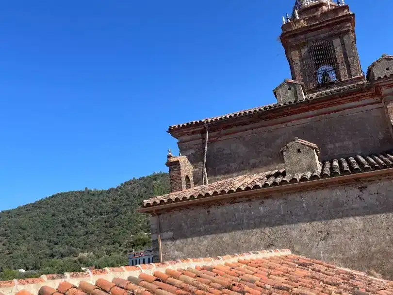 Vista exterior de Casa adosada en venta en Galaroza, Huelva