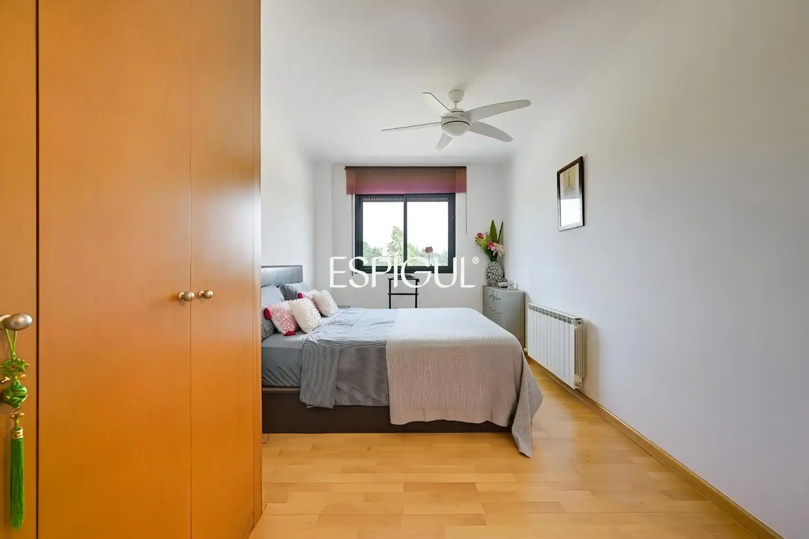 Habitación de Piso en venta en Sant Cugat del Vallès con Calefacción, Parquet y Terraza