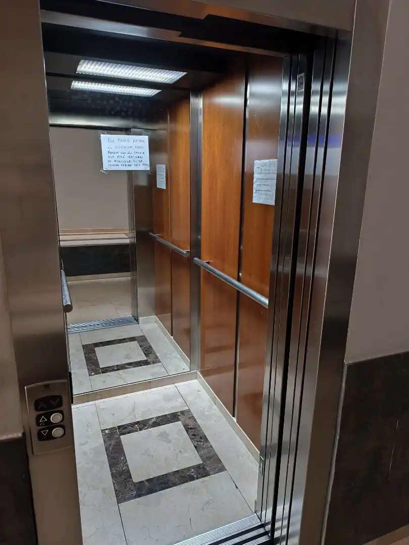 Piso en venta en Arévalo con Calefacción, Terraza y Amueblado