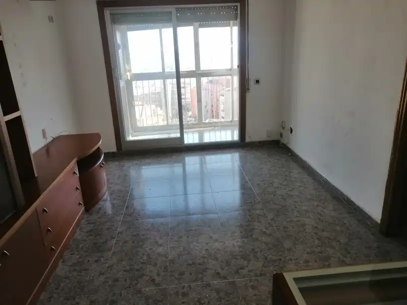 Habitación de Piso en venta en Barcelona con Calefacción, Balcón y Alarma