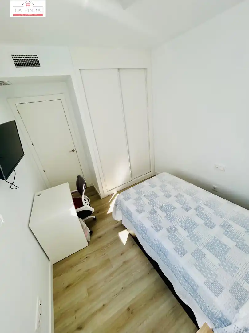 Dormitori de Àtic en venda en Rincón de la Victoria amb Aire condicionat i Terrassa