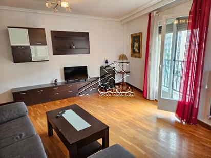 Living room of Flat to rent in Salamanca Capital  with Balcony