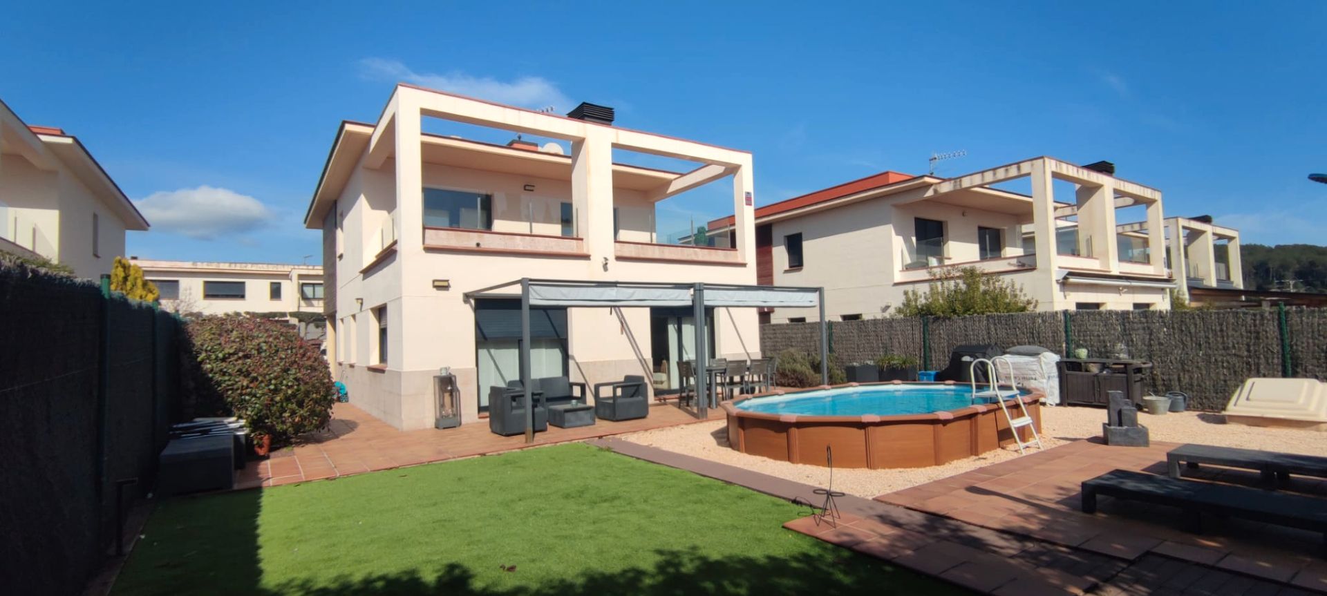 Jardí de Casa o xalet en venda en Sant Julià de Ramis amb Aire condicionat, Calefacció i Jardí privat