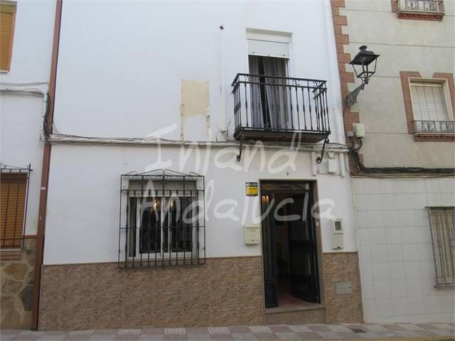 Casa adosada en Venta en Martos
