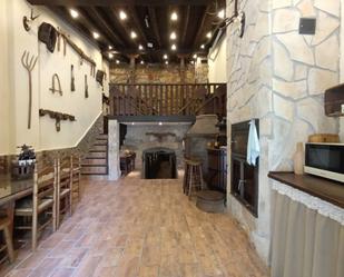 Building for sale in El Molar (Madrid)