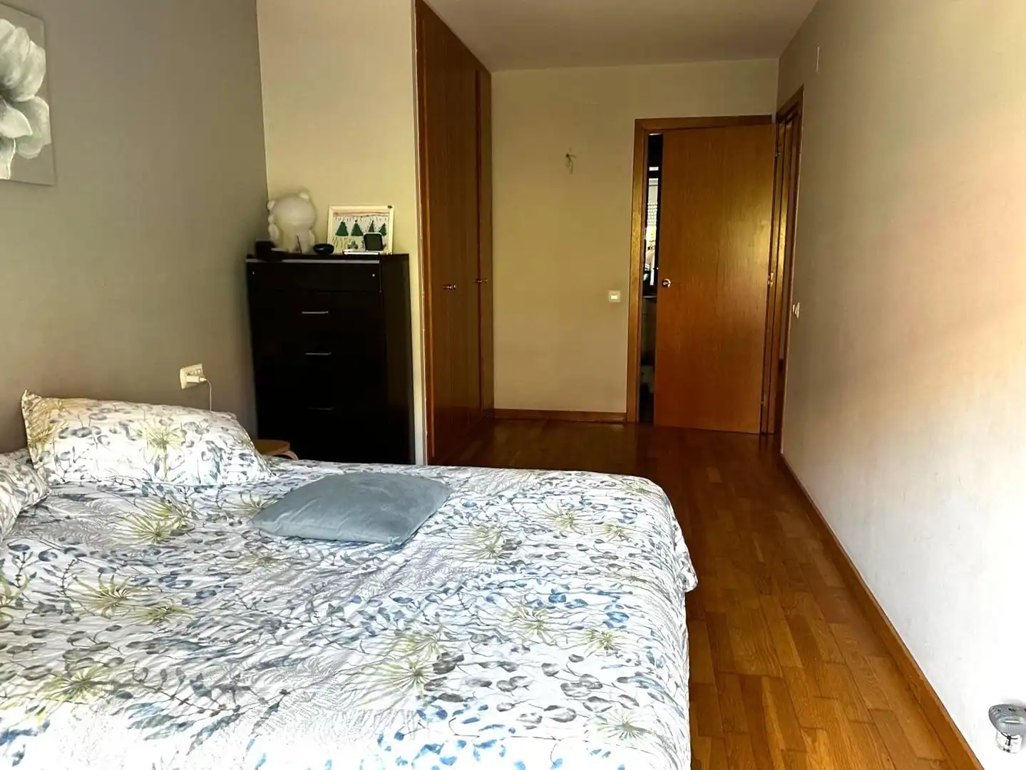Bedroom of Flat for sale in Badalona  with Air Conditioner, Storage room and Balcony