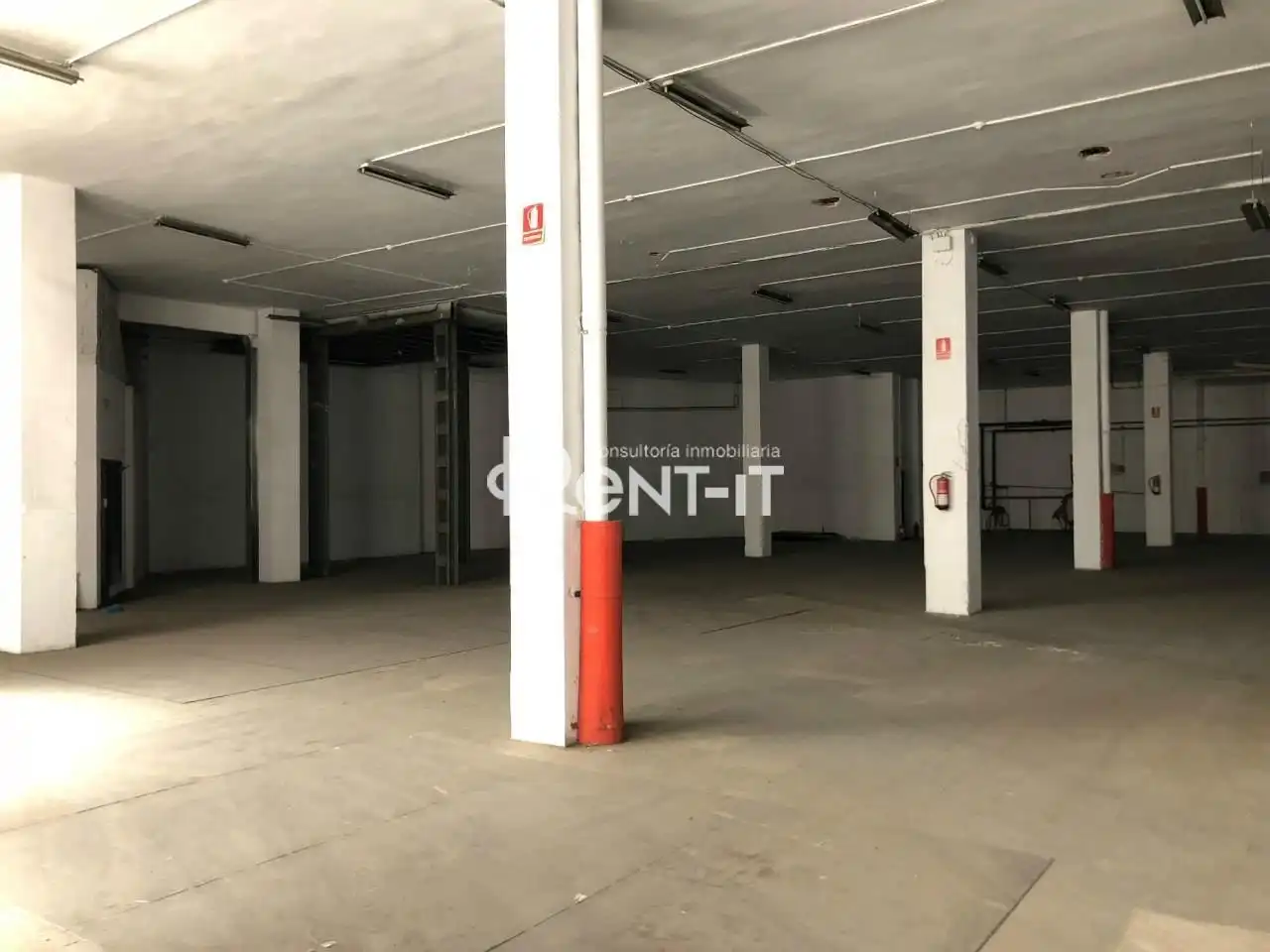 Fabrikhallen zur Miete in Sant Boi de Llobregat