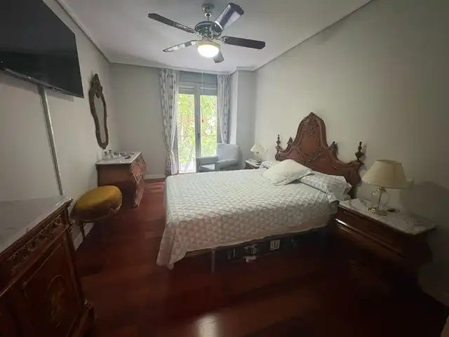 Dormitori de Pis en venda en Guadalajara amb Aire condicionat, Calefacció i Parquet