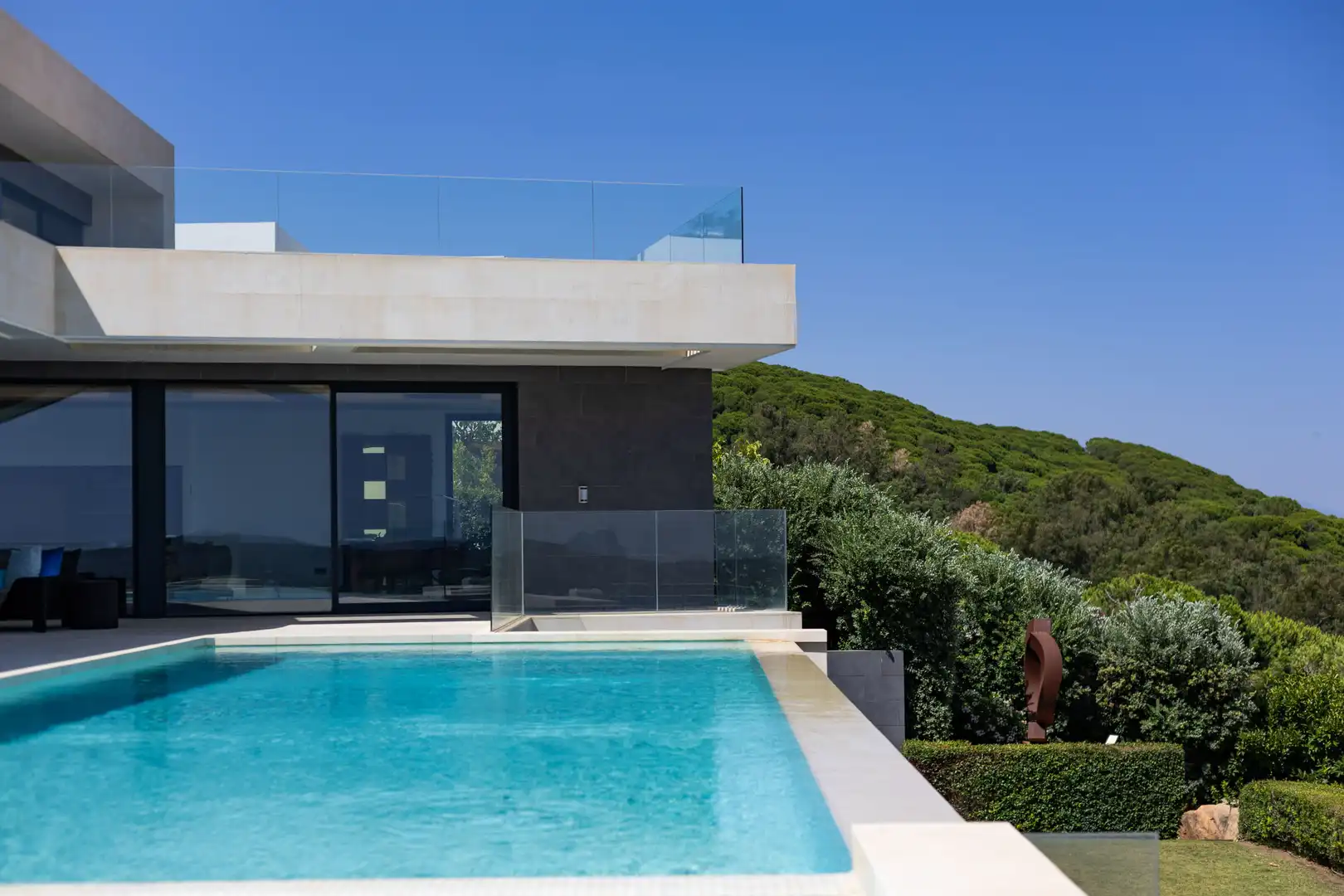 Piscina de Casa o chalet en venta en Sotogrande con Aire acondicionado, Calefacción y Jardín privado