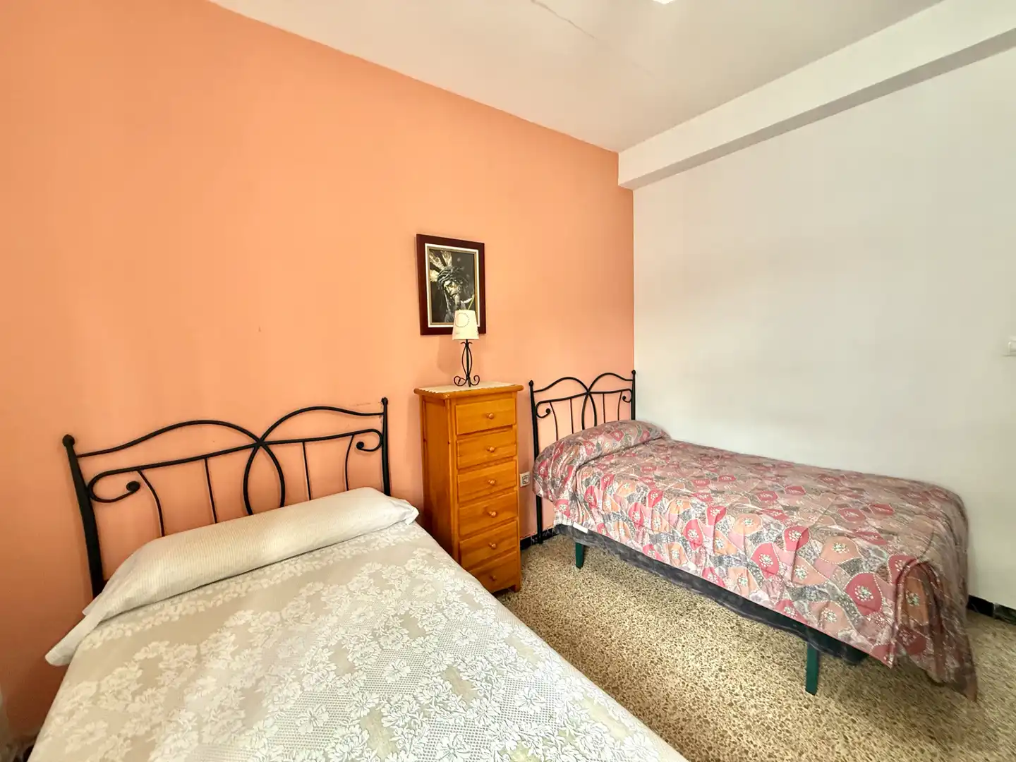 Dormitori de Casa o xalet en venda en Alcalá de Guadaira amb Aire condicionat, Calefacció i Jardí privat