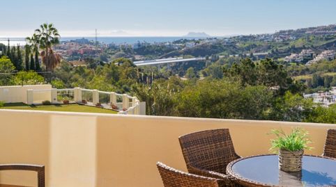 Foto 2 de Ático en venta en Avenida Tomás Pascual, 22, La Quinta, Benahavís
