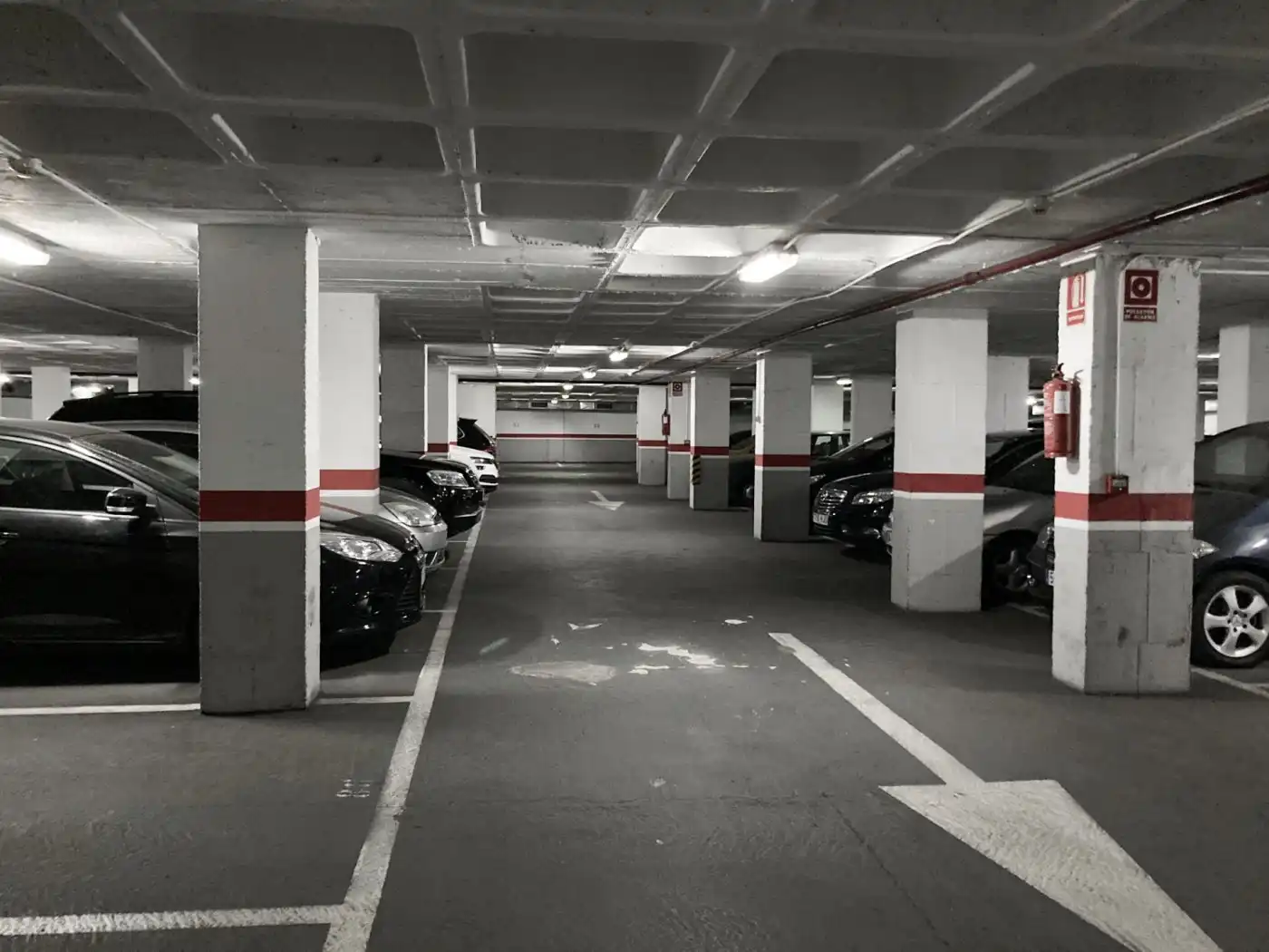 Parkplatz von Garage zur Miete in Elche / Elx