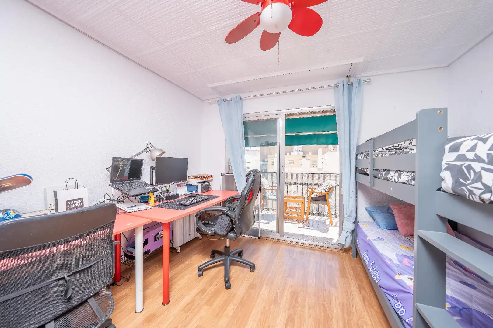 Bedroom of Flat for sale in Elche / Elx  with Heating, Furnished and Balcony