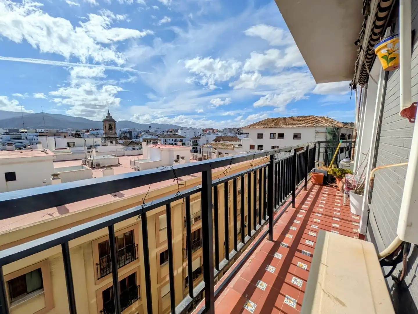 Außenansicht von Wohnung zum Verkauf in Algeciras