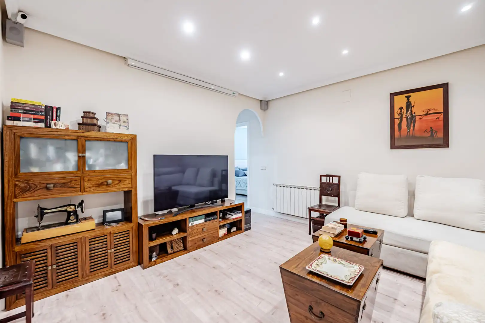 Living room of Flat for sale in Madrid  with Air Conditioner, Heating and Terrace