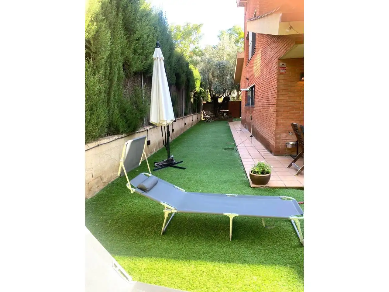 Casa aparellada amb jardí en venda a Calle Joan Coromines, imagen 17