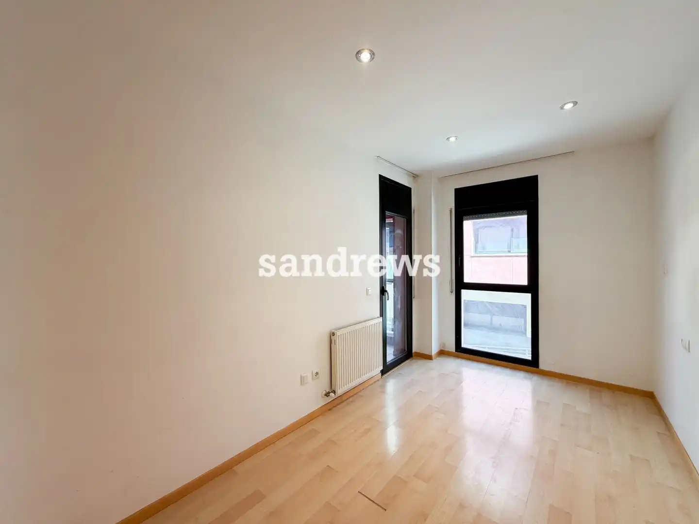 Bedroom of Flat for sale in Figueres  with Air Conditioner, Heating and Storage room