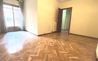 Bedroom of Flat for sale in Salamanca Capital  with Heating, Parquet flooring and Furnished