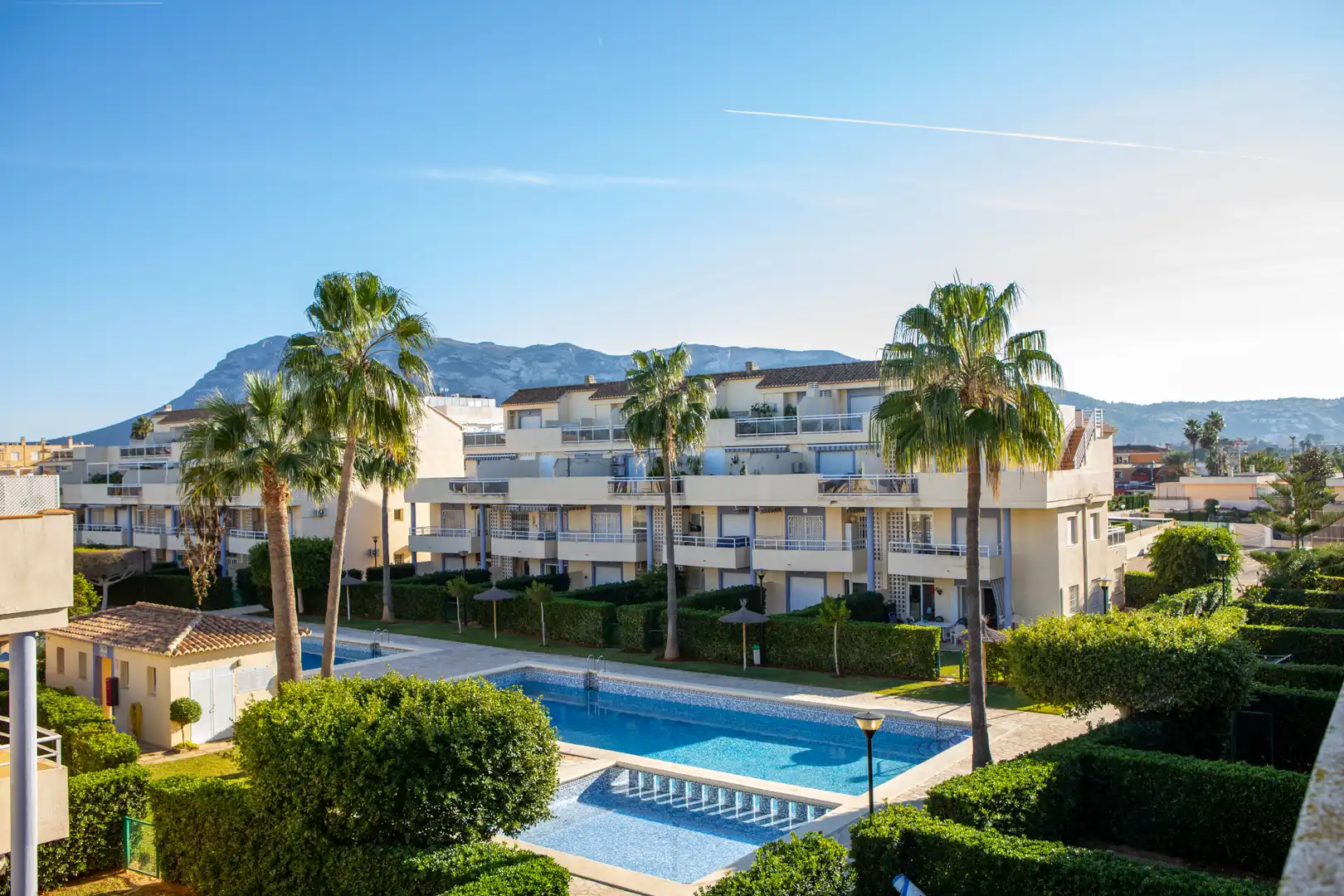 Vista exterior de Dúplex de alquiler en Dénia con Aire acondicionado, Calefacción y Terraza